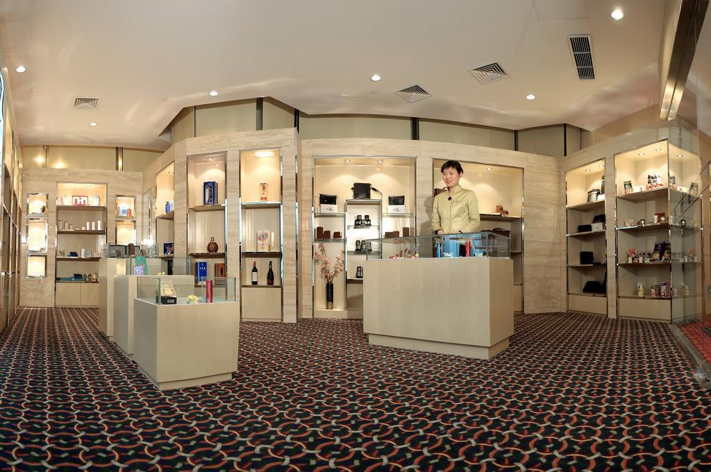 Landison Plaza International Hotel Zhenjiang  Bagian luar foto